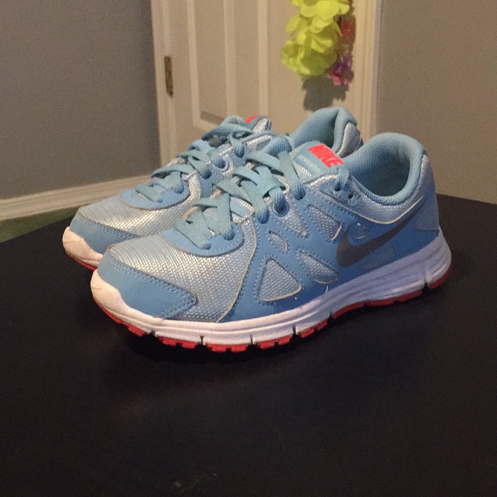 Nike shoes